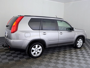 Nissan X-Trail Comfort ATM 2.0 104kW (3 foto / 7)