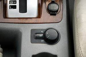 Hyundai Terracan Luxury ATM 2.9 CRDi 120kW (9 foto / 9)