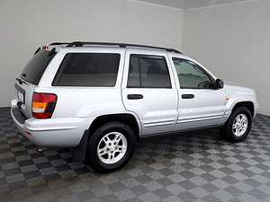 Jeep Grand Cherokee Laredo ATM 2.7 CRD 120kW (3 foto / 8)