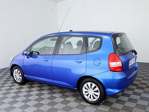 Honda Jazz Elegance Facelift 1.3 61kW (4 foto / 7)