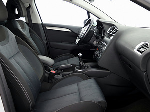 Citroen C4 Elegance 1.6 88kW (6 foto / 8)