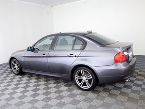 BMW 320 Executive ATM 2.0 110kW (4 foto / 7)