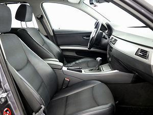 BMW 320 Executive ATM 2.0 110kW (6 foto / 7)