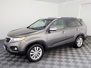 Kia Sorento Luxury 4x4 ATM 2.2 CRDi 145kW (2 foto / 7)