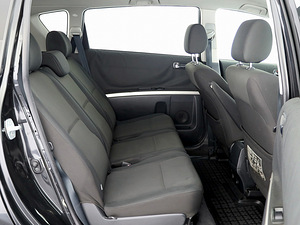 Toyota Corolla Verso Linea Sol 2.2 D-4D 100kW (7 foto / 9)