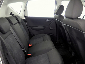 Mercedes-Benz A 160 Elegance Facelift 1.5 70kW (7 foto / 7)