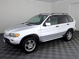 BMW X5 Executive Facelift ATM 3.0 D 160kW (2 foto / 7)