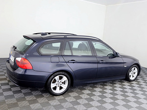 BMW 320 Touring ATM 2.0 D 130kW (3 foto / 7)