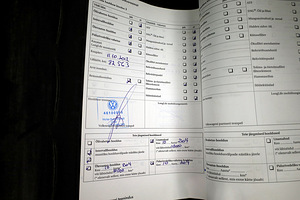 Volkswagen Tiguan Highline 4x4 ATM 2.0 125kW (8 foto / 8)