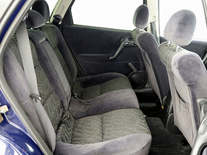 Opel Vectra Sport Edition 2.0 100kW (7 foto / 7)