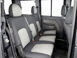 Fiat Doblo Passenger 1.2 JTD 62kW (7 foto / 7)