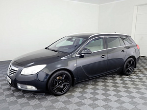 Opel Insignia Cosmo 2.0 CDTi 81kW (2 foto / 7)