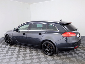 Opel Insignia Cosmo 2.0 CDTi 81kW (4 foto / 7)