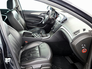 Opel Insignia Cosmo 2.0 CDTi 81kW (6 foto / 7)