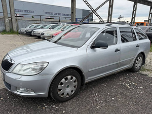 Skoda Octavia Comfortline Facelift 1.4 90kW (2 фото из 7)