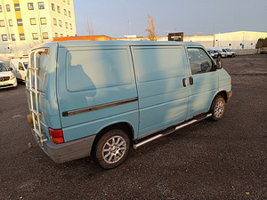 Volkswagen Transporter Kasten 2.4 TDI 57kW (3 фото из 7)