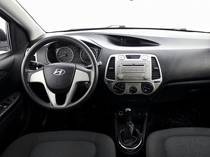 Hyundai i20 Elegance 1.2 57kW (5 foto / 7)