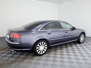 Audi A8 Quattro ATM 3.0 TDI 171kW (3 фото из 8)