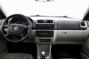 Skoda Roomster Comfortline 1.2 47kW (5 foto / 7)