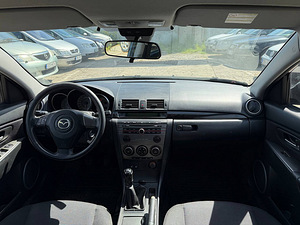 Mazda 3 Facelift 1.6 77kW (5 foto / 7)