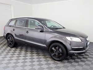 Audi Q7 S-Line Quattro ATM 3.0 TDI 171kW (1 foto / 7)