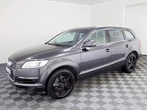 Audi Q7 S-Line Quattro ATM 3.0 TDI 171kW (2 foto / 7)