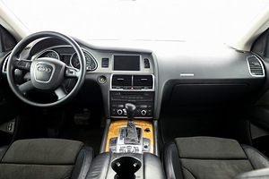 Audi Q7 S-Line Quattro ATM 3.0 TDI 171kW (5 foto / 7)