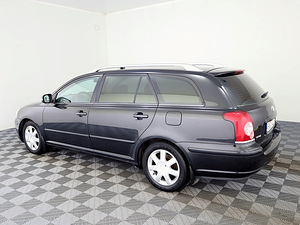 Toyota Avensis Linea Sol Facelift 1.8 95kW (4 foto / 7)