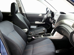 Subaru Forester Comfort AWD 2.0 TD 108kW (6 фото из 7)