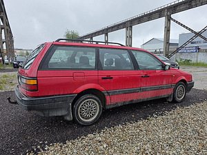 Volkswagen Passat Variant 1.8 66kW (3 foto / 7)