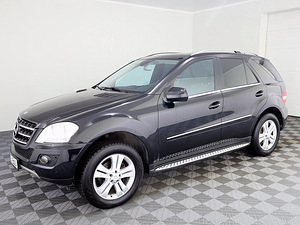 Mercedes-Benz ML 300 Luxury Facelift ATM 3.0 CDI 140kW (2 foto / 7)