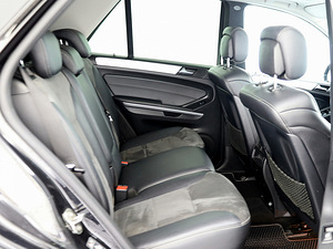 Mercedes-Benz ML 300 Luxury Facelift ATM 3.0 CDI 140kW (7 foto / 7)