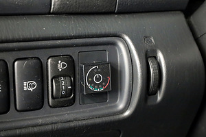 Toyota Camry Linea Sol LPG ATM 2.4 112kW (8 foto / 8)
