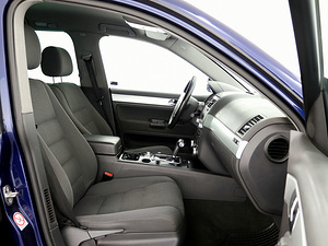 Volkswagen Touareg Comfortline ATM 2.5 TDI 128kW (6 foto / 7)
