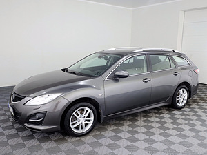 Mazda 6 Elegance Facelift 2.0 114kW (2 foto / 7)