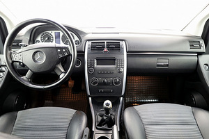 Mercedes-Benz B 180 Avantgarde 2.0 CDI 80kW (5 фото из 7)