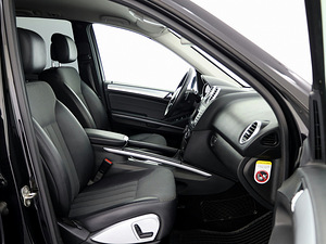 Mercedes-Benz ML 300 Luxury Facelift ATM 3.0 CDI 140kW (6 фото из 7)