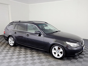 BMW 530 Sportpakett Facelift ATM 3.0 D 173kW (1 foto / 7)