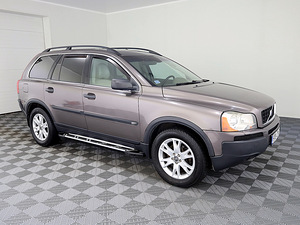 Volvo XC90 Summum ATM 2.4 D5 136kW (1 foto / 8)