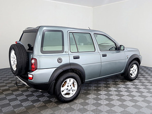 Land Rover Freelander HSE Luxury Facelift ATM 2.5 130kW (3 фото из 7)
