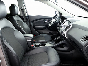 Hyundai ix35 Comfort ATM 2.0 CRDi 135kW (6 фото из 7)