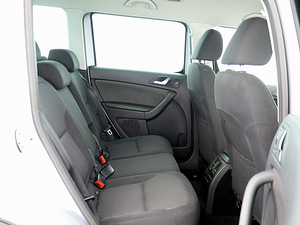 Skoda Yeti Comfortline 2.0 TDI 81kW (7 foto / 8)