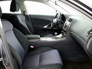 Lexus IS 250 Comfort ATM 2.5 153kW (6 фото из 7)