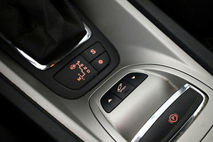 Citroen C5 Elegance Facelift ATM 1.6 115kW (8 фото из 8)