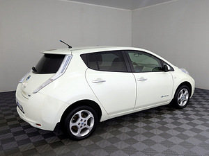 Nissan LEAF Comfort 80kW (3 фото из 9)