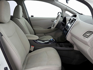 Nissan LEAF Comfort 80kW (6 фото из 9)