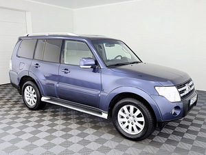 Mitsubishi Pajero Luxury ATM 3.2 DI-D 125kW (1 фото из 8)