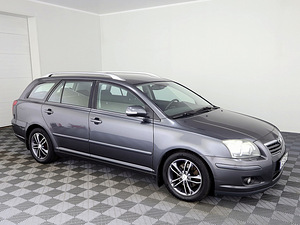 Toyota Avensis Linea Sol Facelift ATM 2.0 108kW (1 foto / 8)