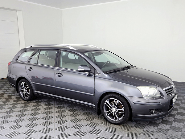 Toyota Avensis Linea Sol Facelift ATM 2.0 108kW