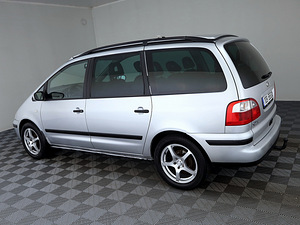 Ford Galaxy Camper 2.3 103kW (4 foto / 9)